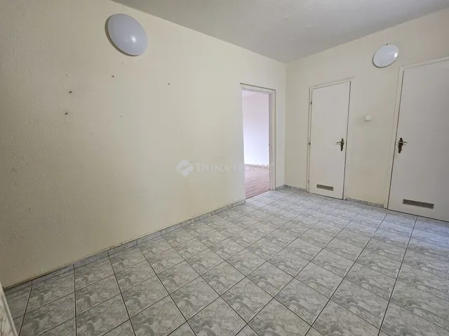 Eladó lakás Budapest III. kerület 57 nm