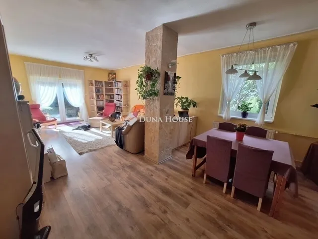 Eladó ház Budapest II. kerület, Rézmál 93 nm