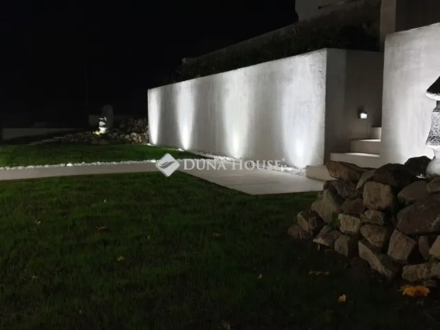 Eladó ház Szentendre, Pismány 162 nm