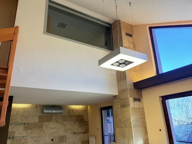 Eladó lakás Budapest III. kerület 70 nm