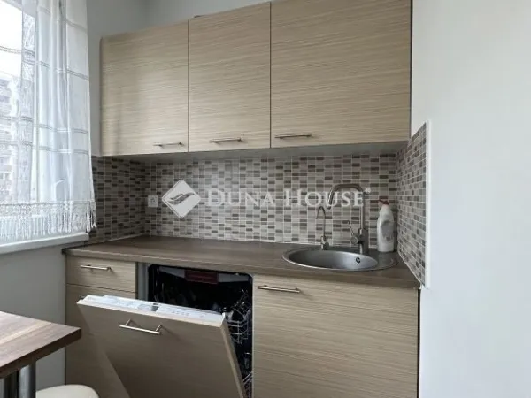 Eladó lakás Budapest III. kerület, Békásmegyer 50 nm