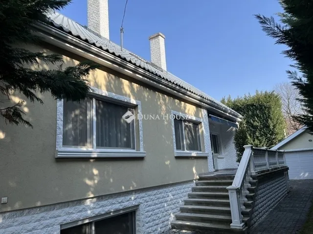 Eladó ház Budapest XVI. kerület, Rákosszentmihály 317 nm