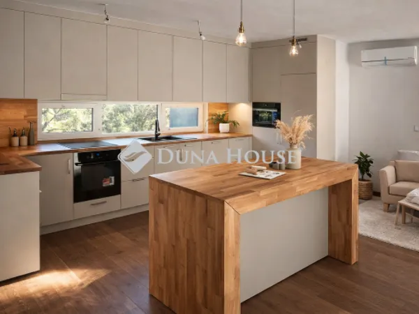 Eladó ház Budapest II. kerület, Pesthidegkút-Ófalu 196 nm