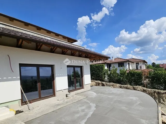 Eladó ház Szentendre 300 nm