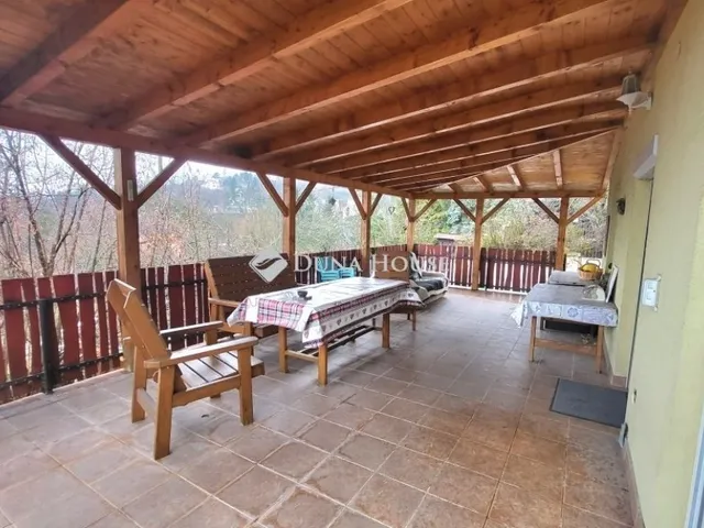 Eladó ház Szentendre 195 nm