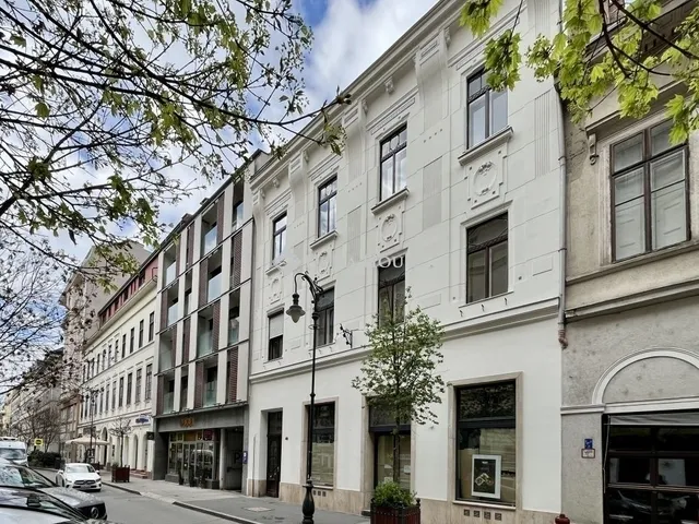 Eladó lakás Budapest VI. kerület, Nagykörúton kívüli terület 54 nm