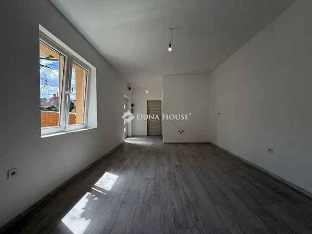 Eladó lakás Budapest XV. kerület, Pestújhely 42 nm