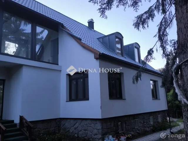 Eladó ház Leányfalu 237 nm