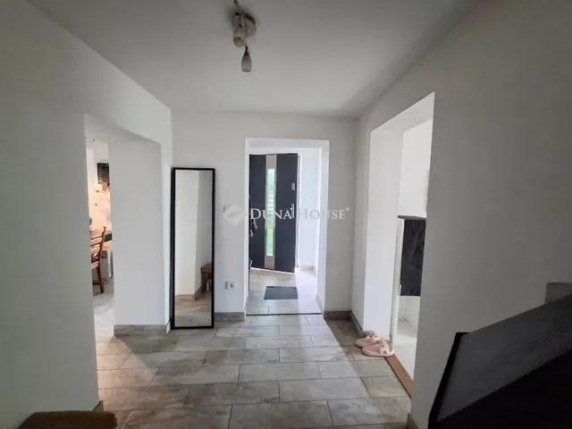 Eladó ház Budapest XXI. kerület 75 nm