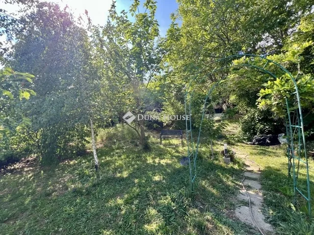 Eladó ház Budapest III. kerület, Aranyhegy 135 nm