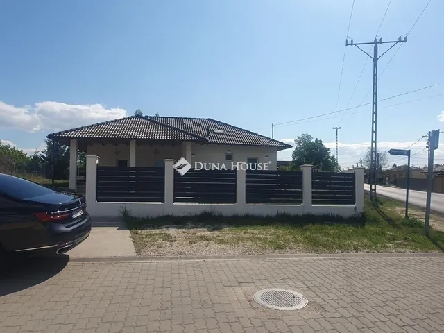 Eladó ház Dunakeszi 80 nm