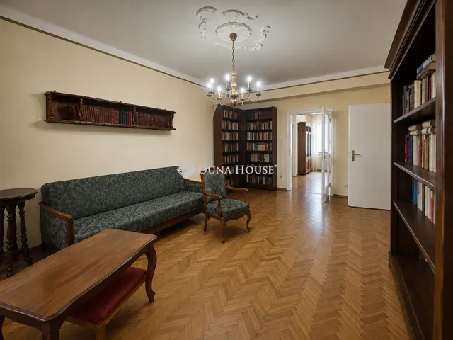 Eladó lakás Budapest II. kerület 75 nm