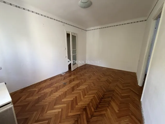 Eladó lakás Budapest III. kerület 41 nm