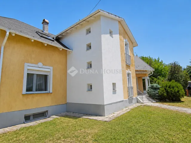 Eladó ház Göd 280 nm