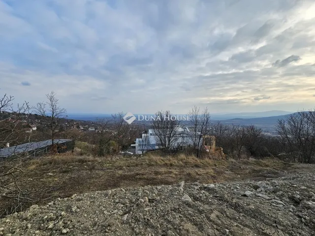 Eladó telek Szentendre 2101 nm