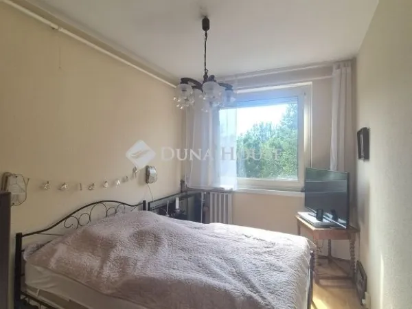 Eladó lakás Budapest III. kerület, Pók utcai lakótelep 73 nm