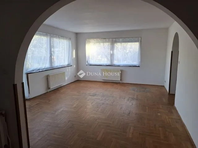 Eladó ház Erdőkertes 202 nm