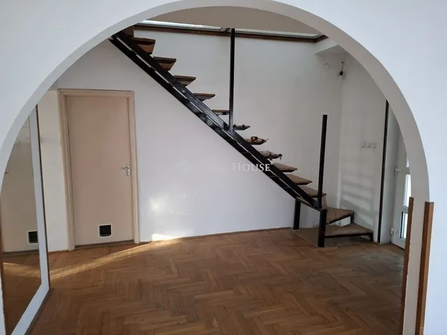 Eladó ház Erdőkertes 202 nm