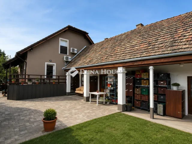 Eladó ház Vácduka 158 nm