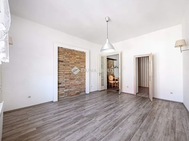 Eladó lakás Budapest I. kerület 68 nm