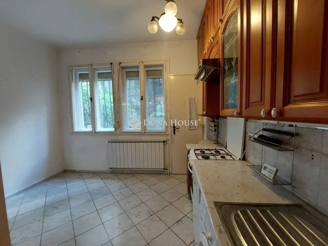 Eladó lakás Budapest II. kerület, Felhévíz II. ker. 38 nm