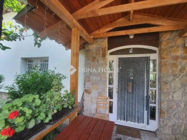 Eladó ház Szentendre 205 nm