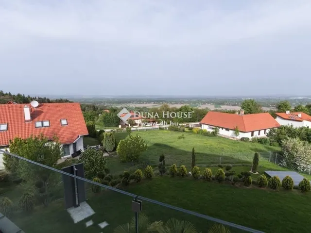 Eladó ház Szentendre 220 nm