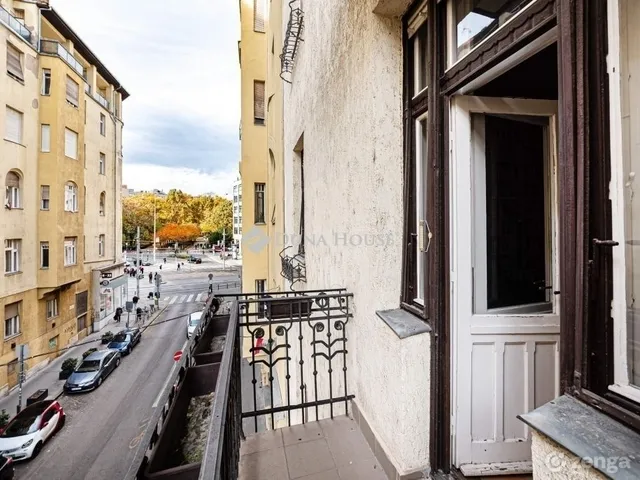 Eladó lakás Budapest II. kerület, Országút 92 nm