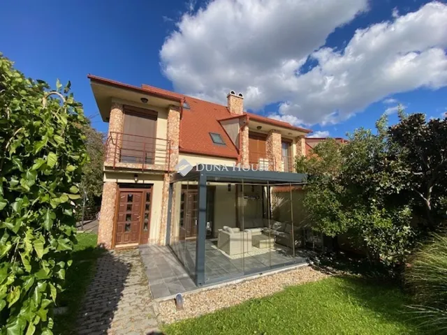Eladó ház Szentendre 196 nm