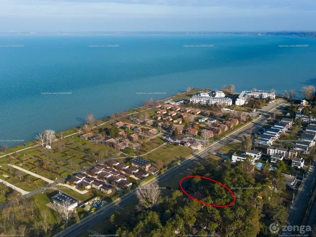 Eladó telek Siófok, Aranypart 676 nm