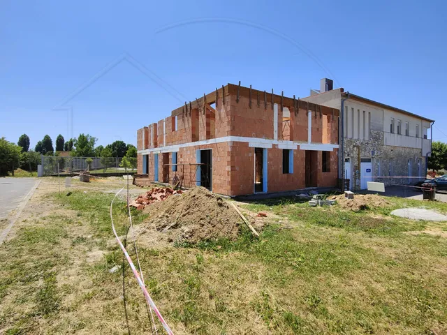 Eladó lakás Pécs, Újhegy 95 nm