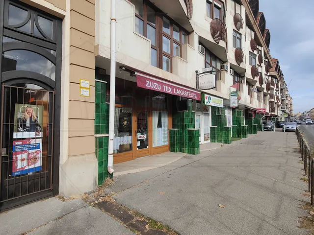 Kiadó kereskedelmi és ipari ingatlan Pécs, Belváros 55 nm
