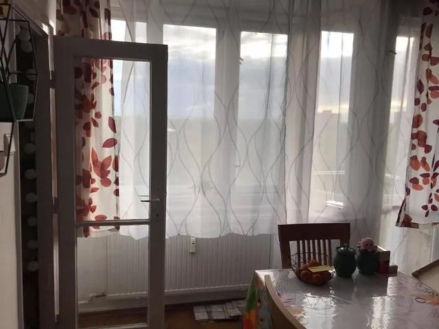 Eladó lakás Pécs, Uránváros, Esztergár Lajos u. 66 nm