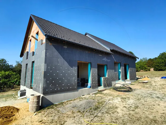 Eladó ház Kozármisleny 91 nm