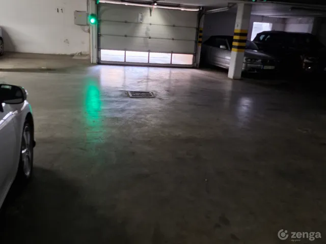 Kiadó garázs Budapest X. kerület, Kőbánya 13 nm