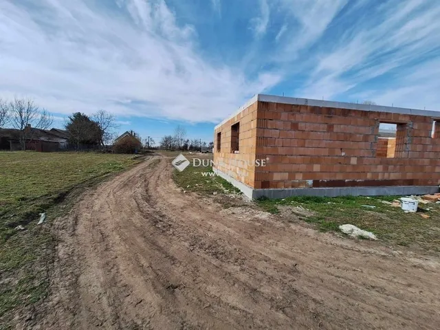 Eladó ház Kiskunlacháza 94 nm