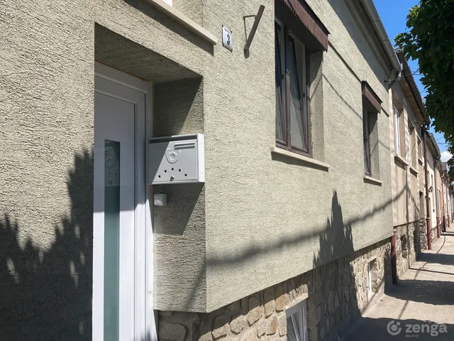 Eladó ház Sopron, Belváros külső 83 nm