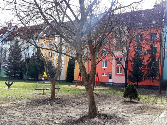 Kiadó lakás Eger, Maklárihóstya 68 nm