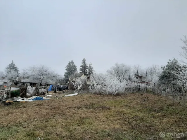 Eladó telek Debrecen, Haláp 727 nm