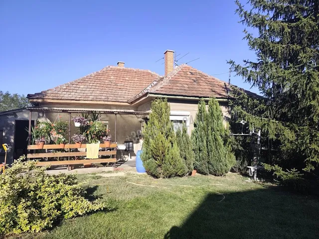 Eladó ház Pusztavacs 61 nm