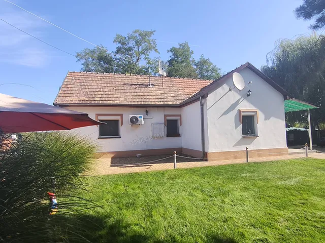 Eladó mezőgazdasági ingatlan Lajosmizse 61 nm