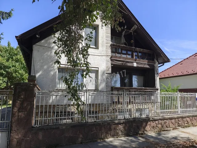 Eladó ház Lajosmizse 166 nm