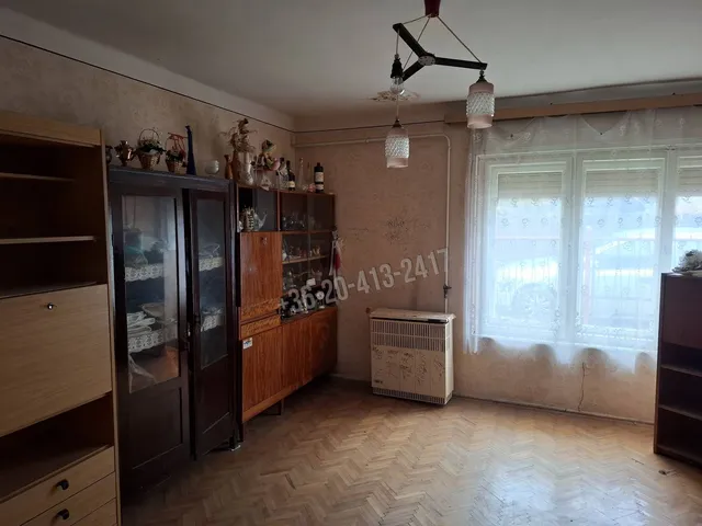 Eladó ház Albertirsa, pálinkafőző 69 nm