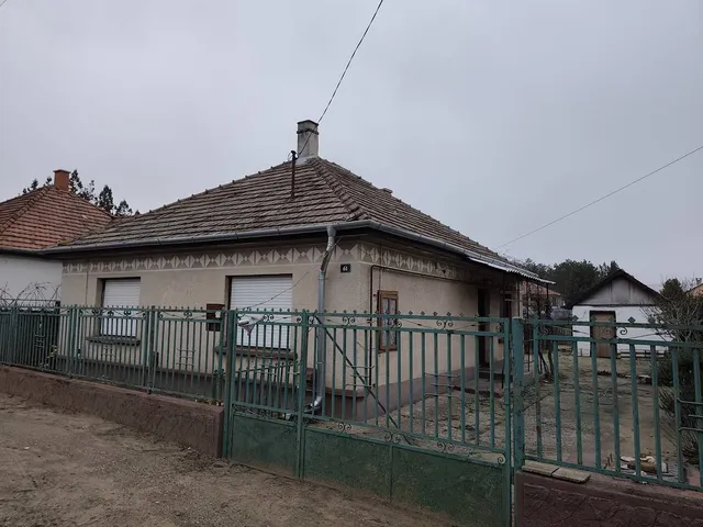 Eladó ház Dabas, Városközpont 69 nm