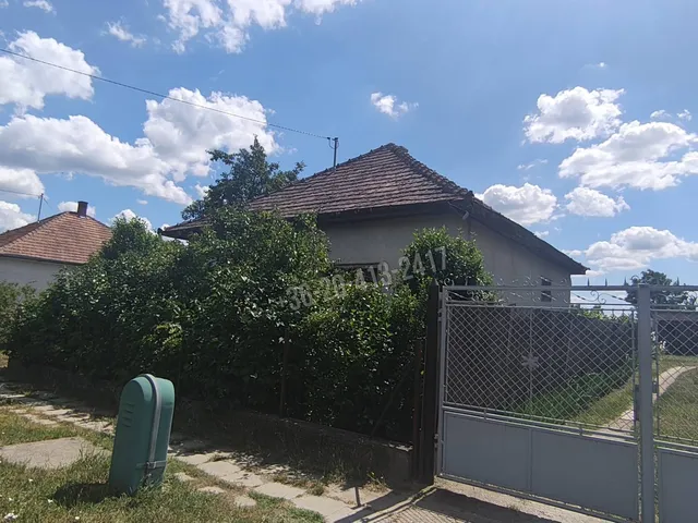Eladó ház Pusztavacs 60 nm