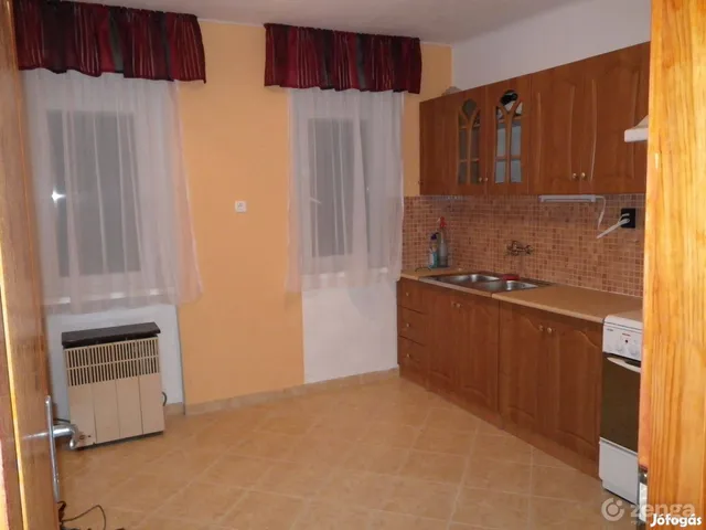 Eladó lakás Pécs, Ispitaalja 40 nm