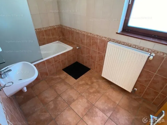 Eladó lakás Sopron, Besenyenyő u. 14. 76 nm