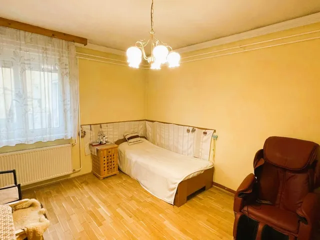 Eladó ház Debrecen, Acsádi út 177 nm