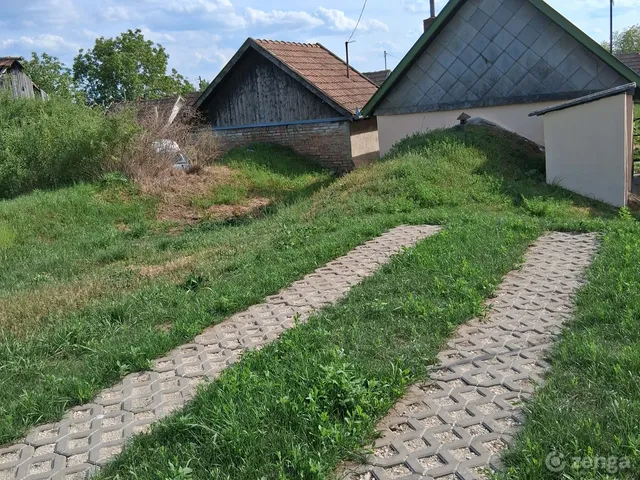 Eladó mezőgazdasági ingatlan Monor 24 nm