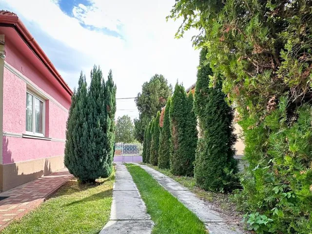 Eladó ház Tököl 120 nm